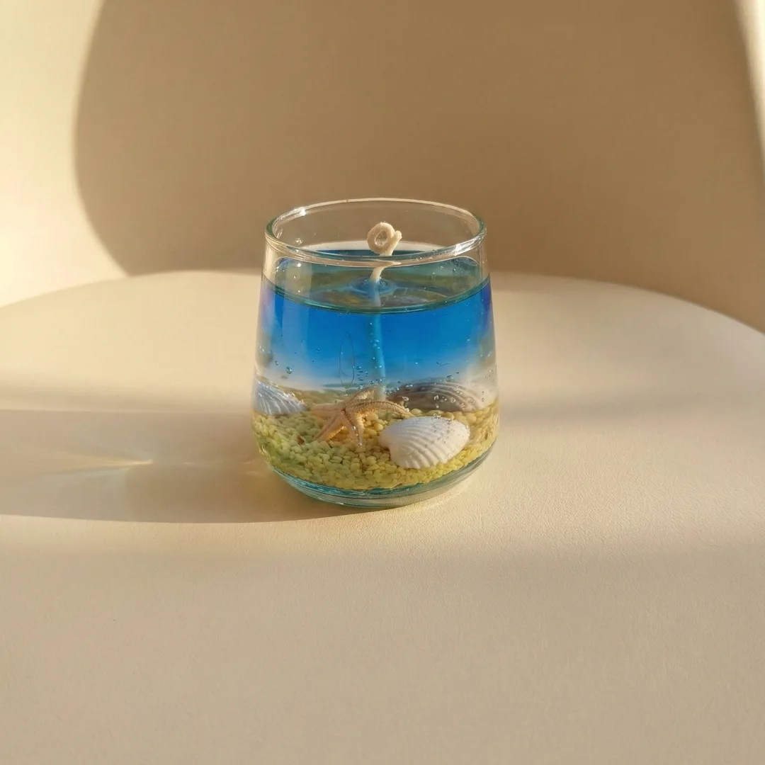 شمع ژله‌ای دریایی با صدف‌های طبیعی